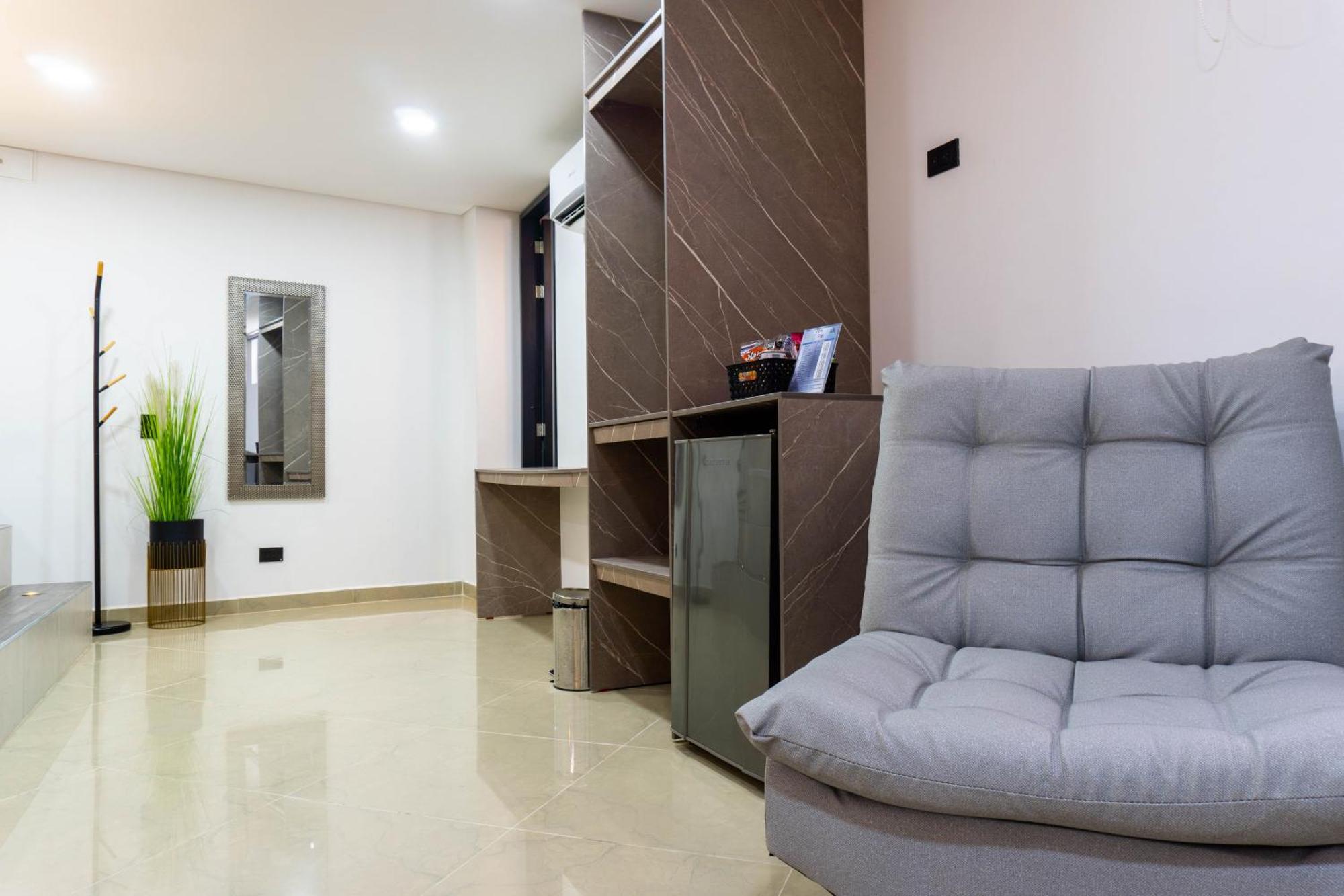 Hotel California City Μεντεγίν Εξωτερικό φωτογραφία